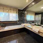 Yourhouse Fontevella Ii 펜션 오렌세