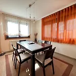 Yourhouse Fontevella Ii * 오렌세